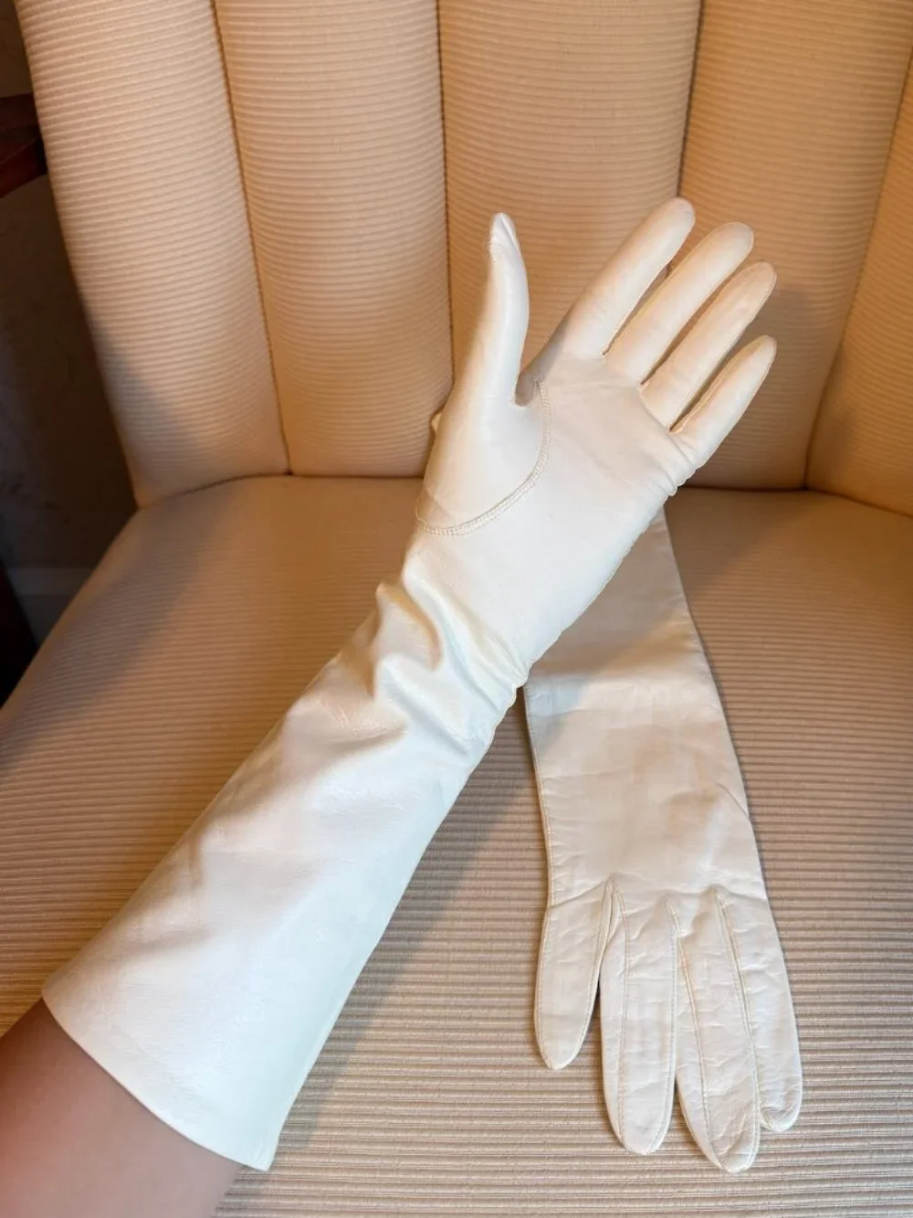 Vintage Jacobson's White Italian Kidskin Leather Opera Gloves - Size 6.5